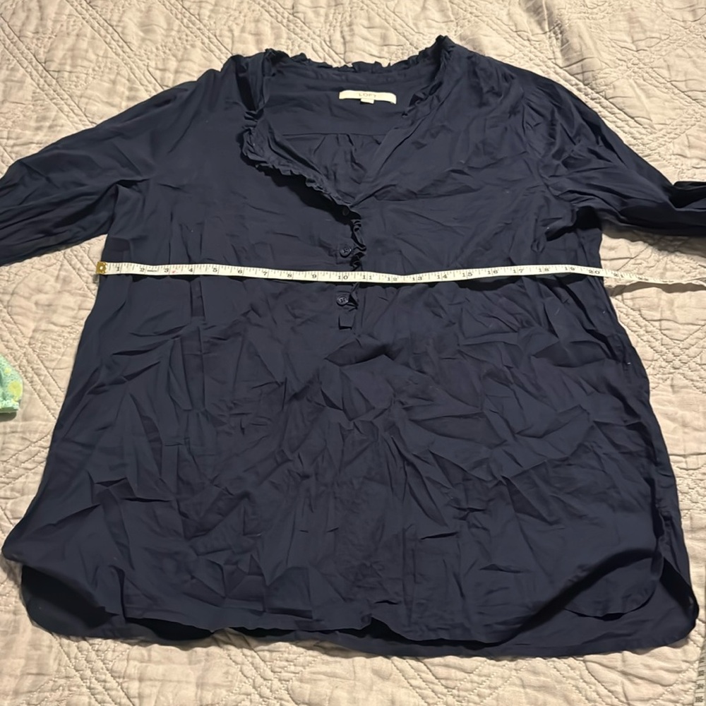 Ruffle collar top